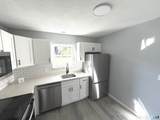 226 Laurel Street - Photo 2
