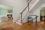 7 Pond Edge Road - Photo 4