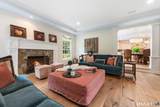 21 Williamsburg Lane - Photo 13