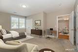 25 Cassandra Boulevard - Photo 17