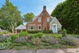 61 Russell Road - Photo 2