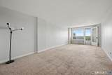 71 Strawberry Hill Avenue - Photo 3