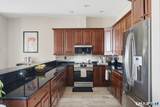586 Thames Street - Photo 11