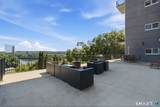 586 Thames Street - Photo 32