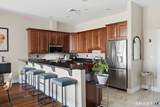 586 Thames Street - Photo 10