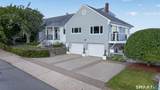 670 Pequot Avenue - Photo 6