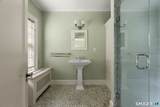 33 Sycamore Road - Photo 32