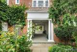 70 Strawberry Hill Avenue - Photo 22