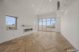 586 Thames Street - Photo 6