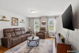 624 Hartford Road - Photo 10