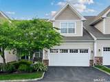 6 Lockwood Circle - Photo 1