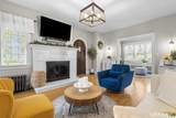 6 Collins Parkway - Photo 18