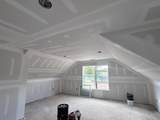 14 Village Circle - Photo 9