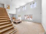 160 Bee Street - Photo 5