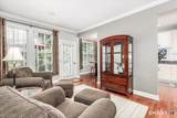 18 Lawrence Avenue - Photo 10