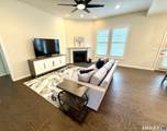 941 Mackenzie Lane - Photo 15