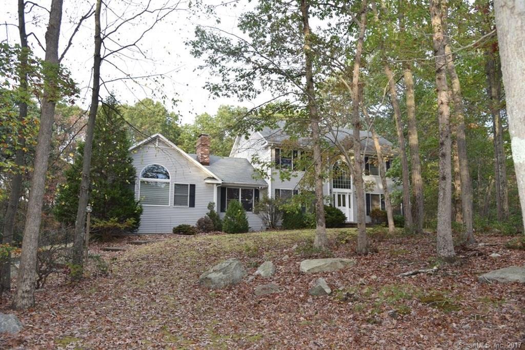 220 Patricia Drive - Photo 1