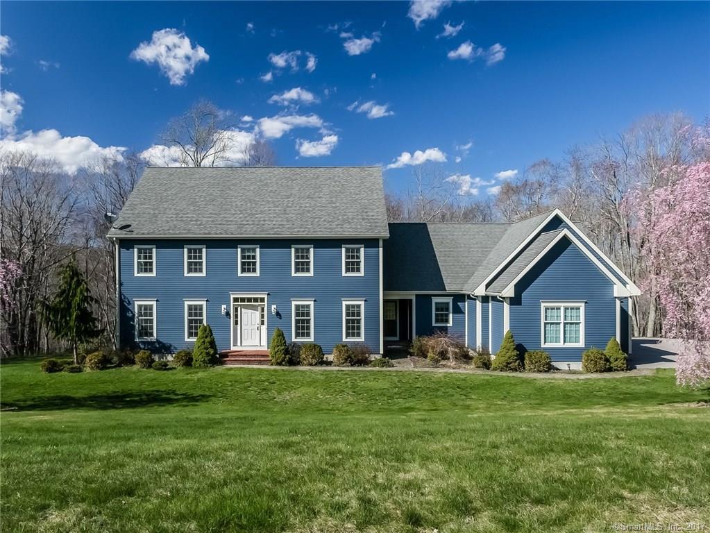 16 Meadowlark Road - Photo 1