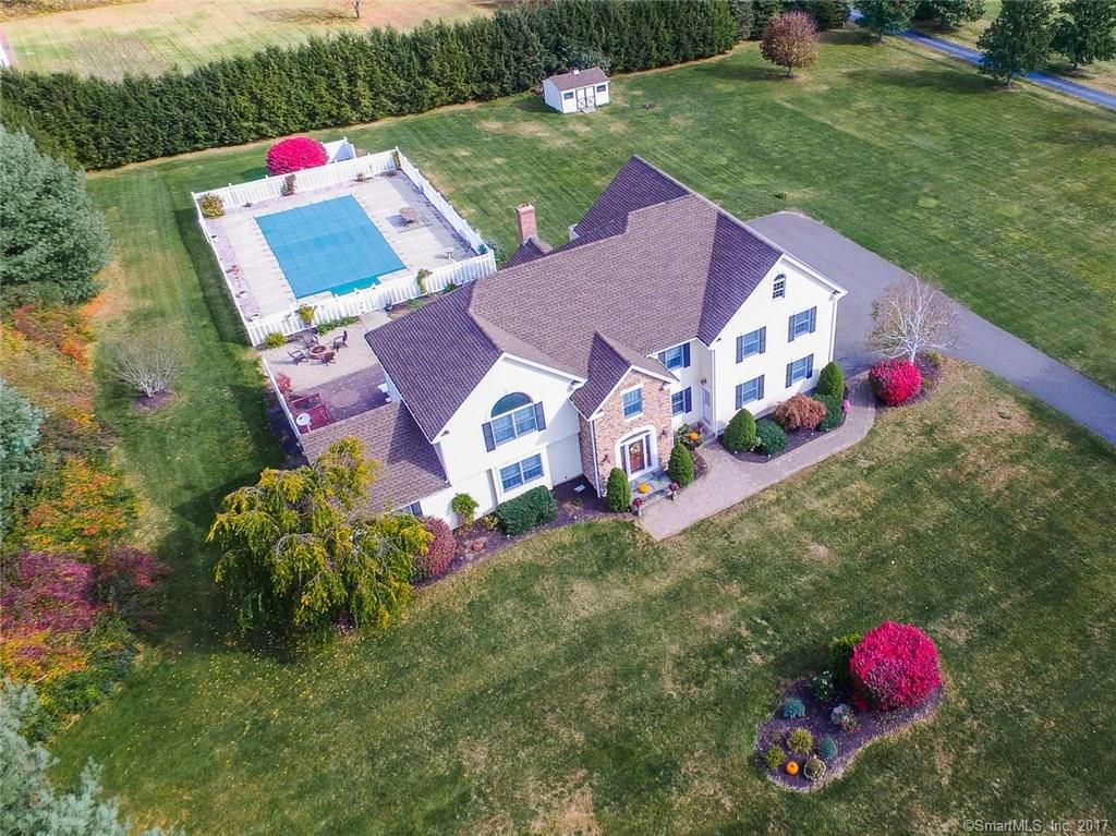 27 Meadowbrook Lane - Photo 1