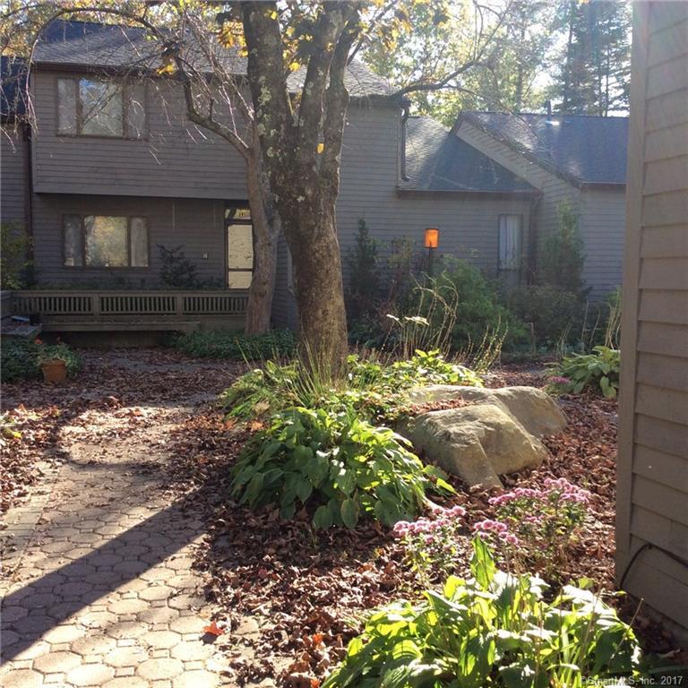 9 Heather Court - Photo 1