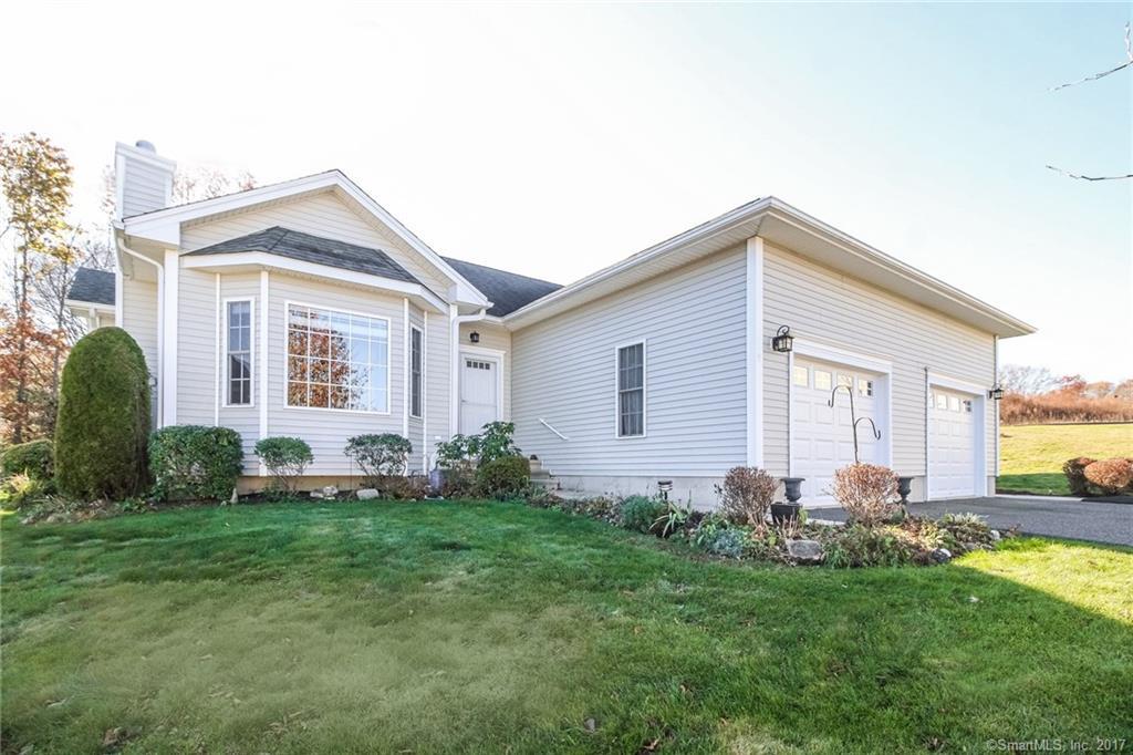 9 Pondview Circle - Photo 1