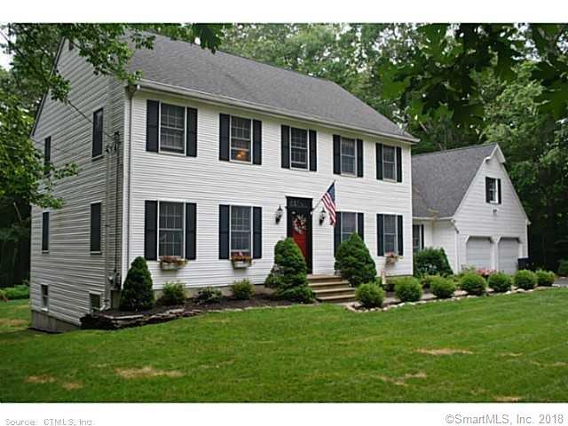 16 Hyde Park Drive - Photo 1