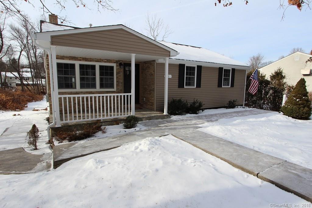 31 Chesterfield Avenue - Photo 1