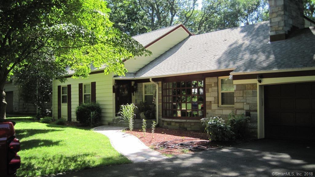 260 Knollwood Drive - Photo 1