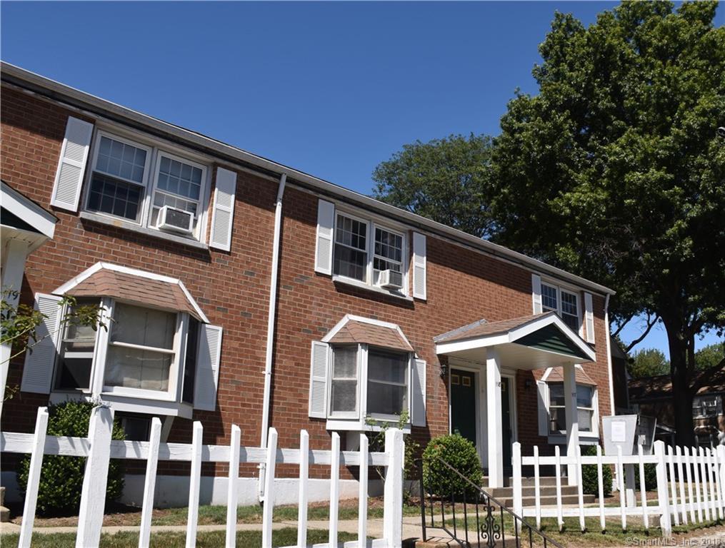 240 Sunnyridge Avenue - Photo 1