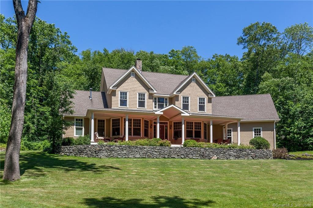 11 Lake Lillinonah Road - Photo 1