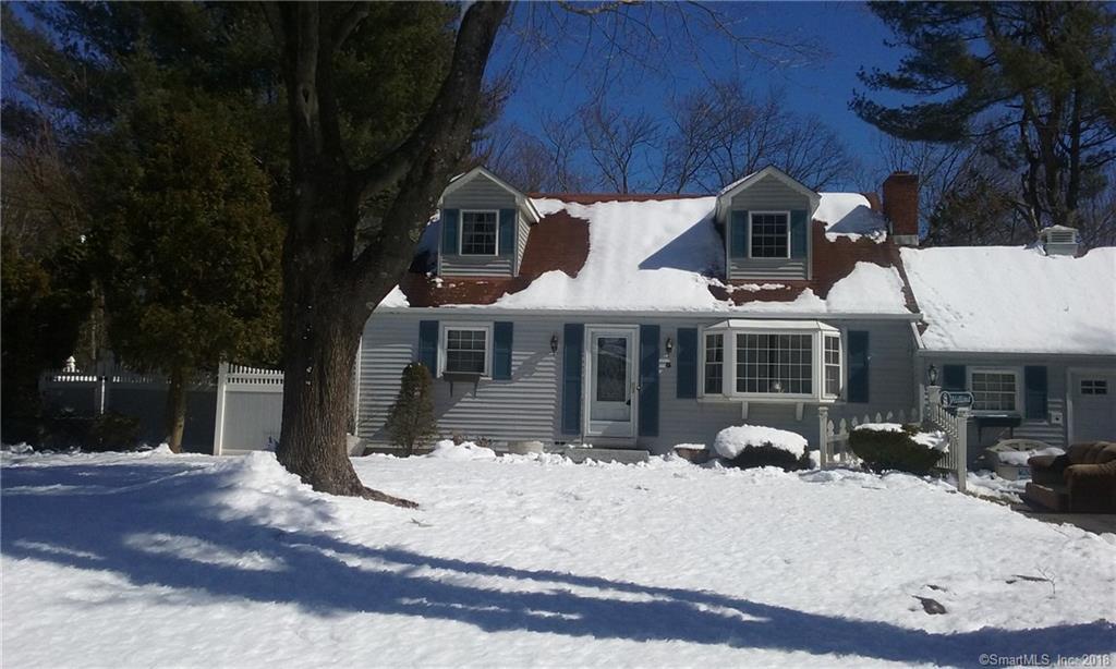 6 Algonquin Drive - Photo 1