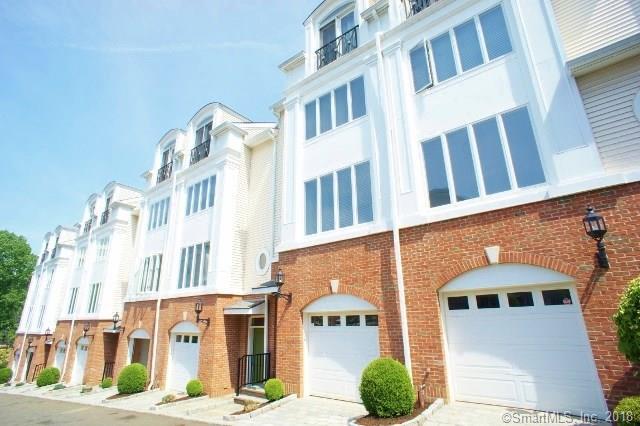 442 Main Avenue - Photo 1