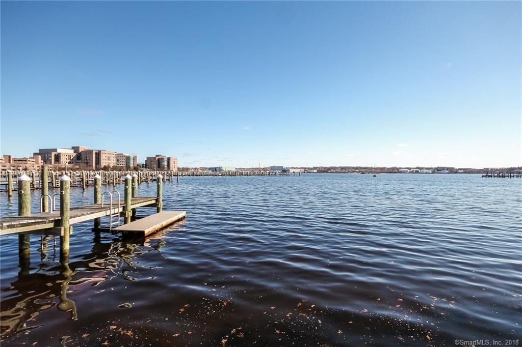 184 Pequot Avenue - Photo 1