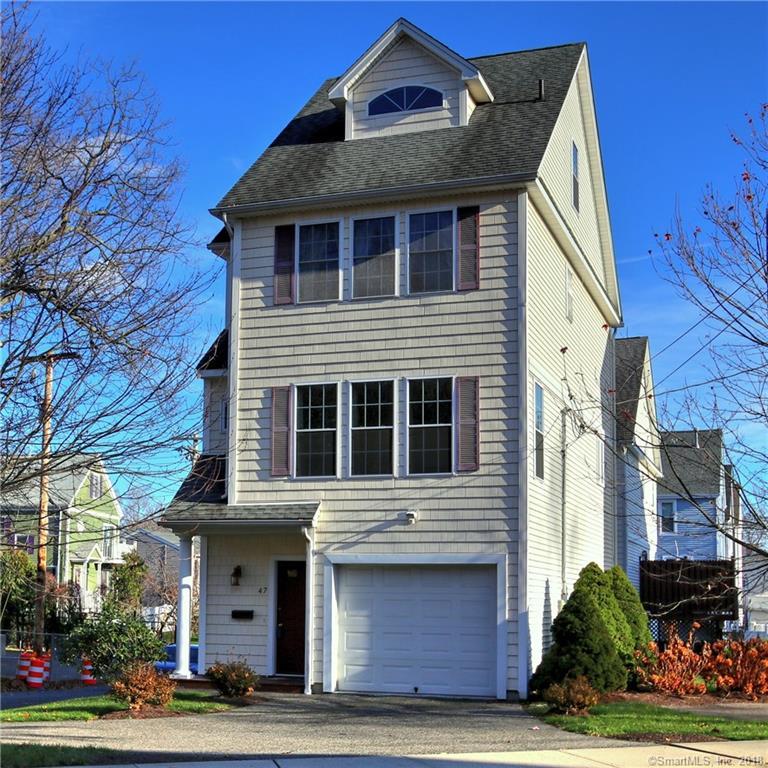 47 Seabreeze Avenue - Photo 1