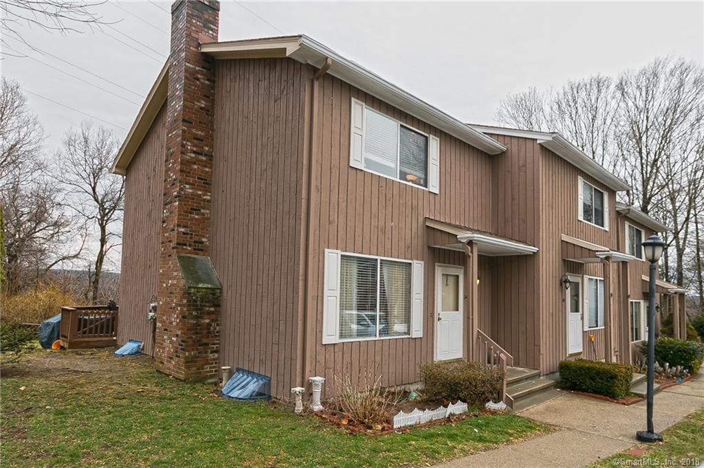 100 10 Coat Lane - Photo 1