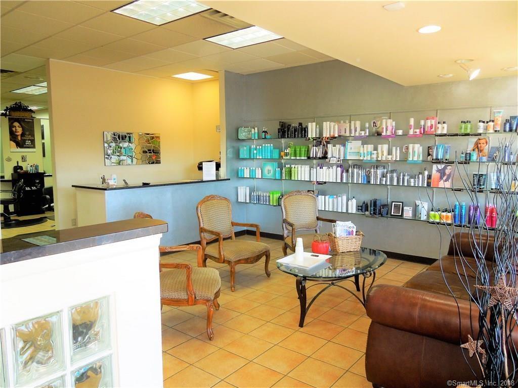 825 Cromwell Avenue - Photo 1