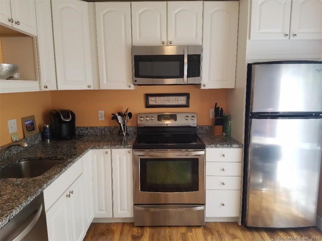 585 Park Road - Photo 1