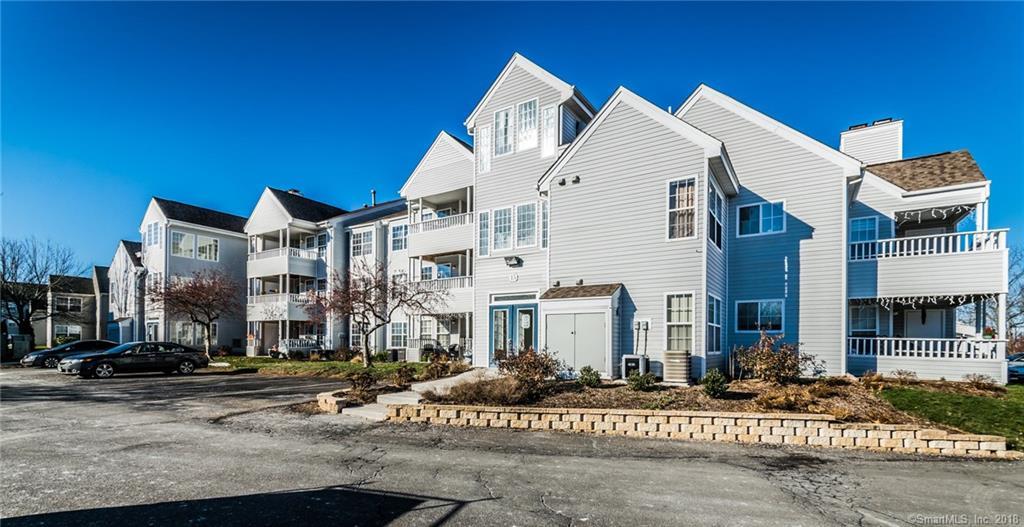 15 Forest Glen Circle - Photo 1