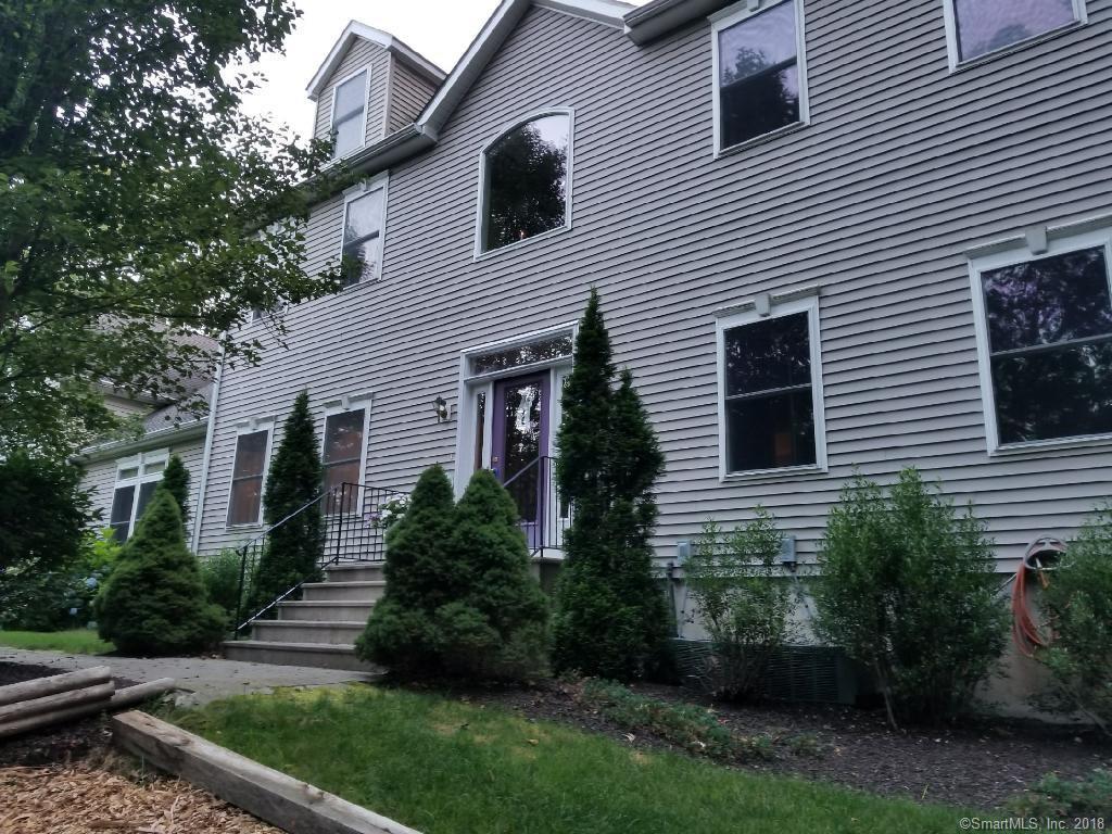 44 Tuttle Court - Photo 1