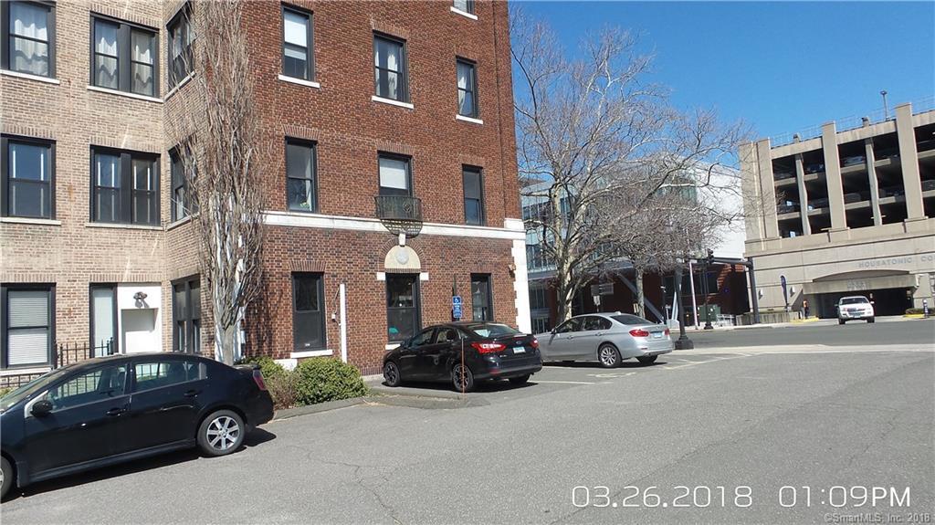881 Lafayette Blvd - Photo 1