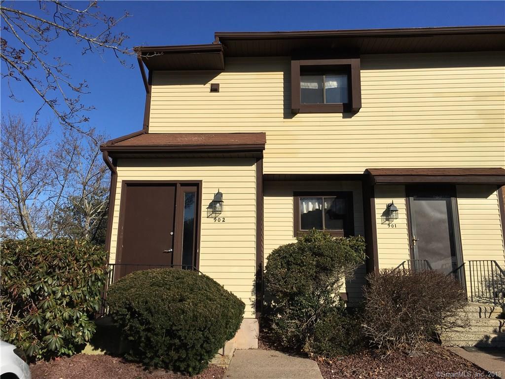 902 Summer Hill Drive - Photo 1