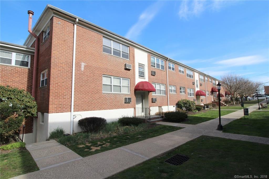 11 Bedford Avenue - Photo 1