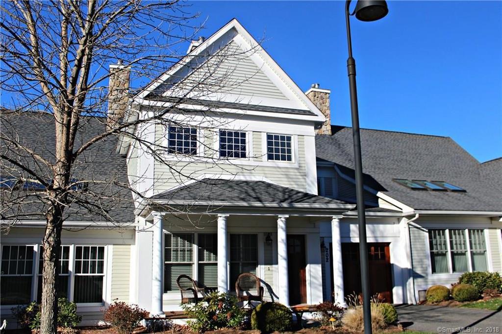 202 Strawberry Lane - Photo 1
