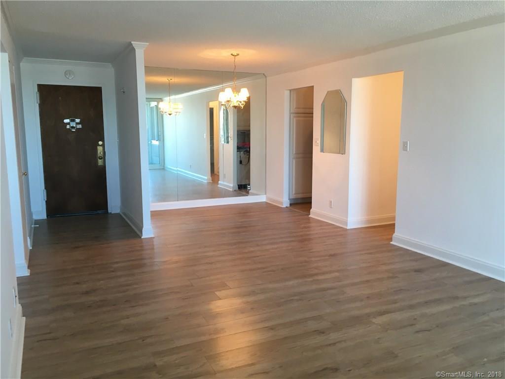 1 Strawberry Hill Avenue - Photo 1