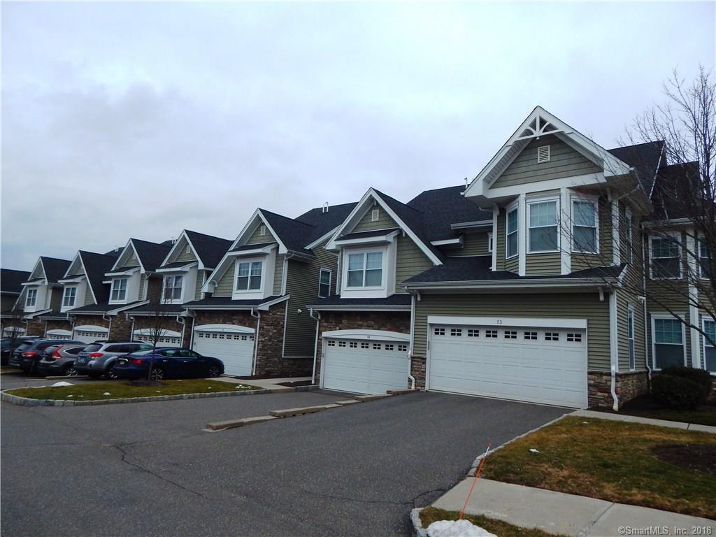 75 Lawrence Avenue - Photo 1