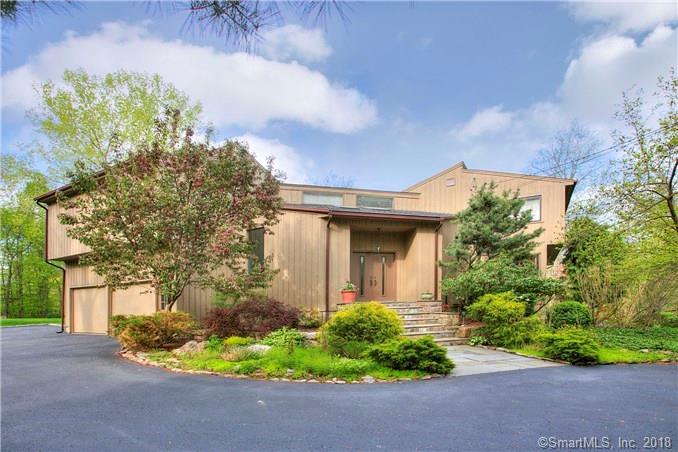 12 Stonybrook Road - Photo 1