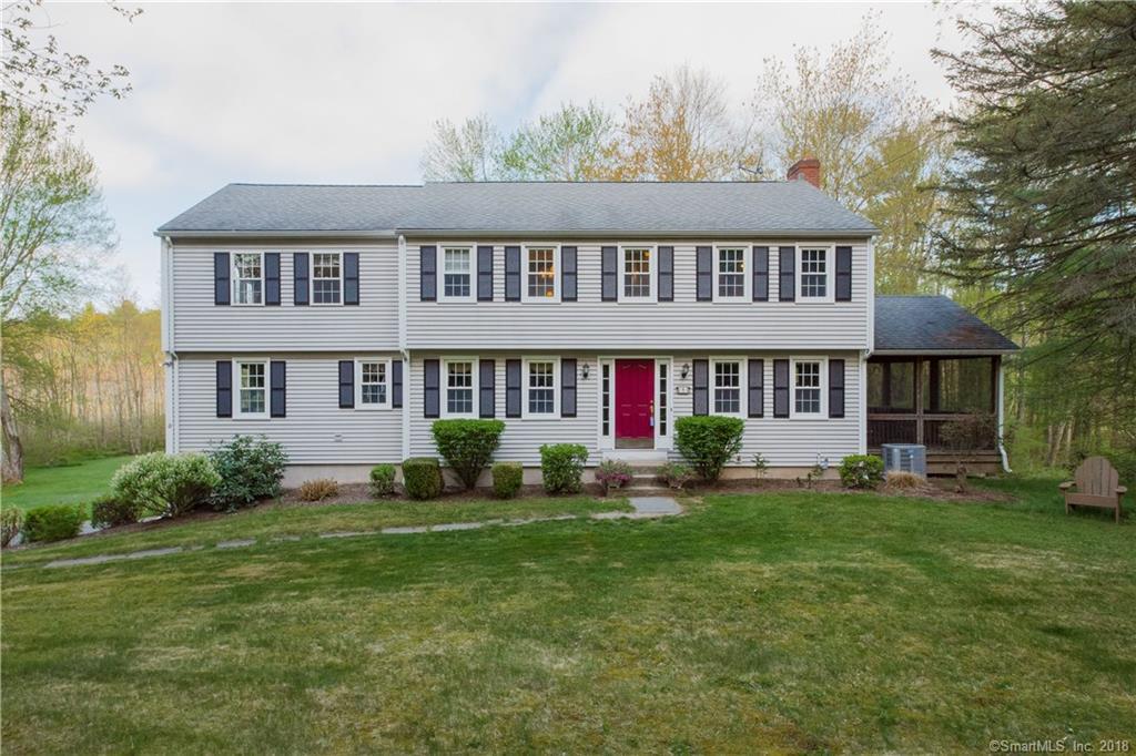 8 Victoria Lane - Photo 1