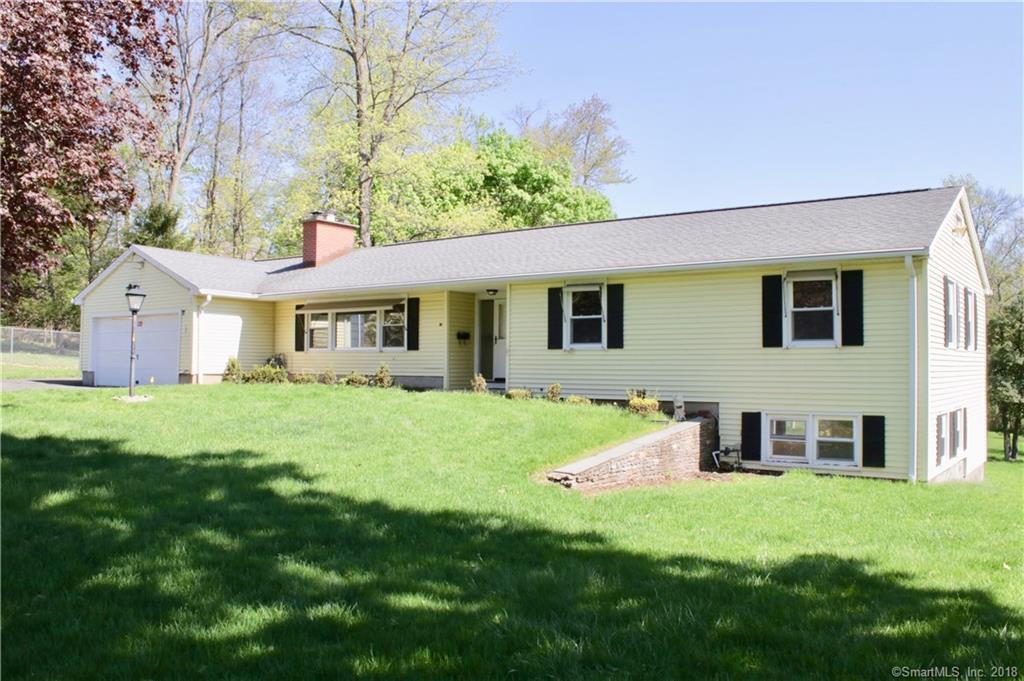 18 Royal Oak Drive - Photo 1