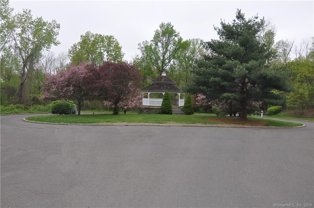 75 Gleneagle Road - Photo 1