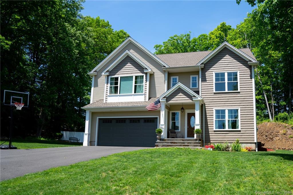 660 Thompson Street - Photo 1